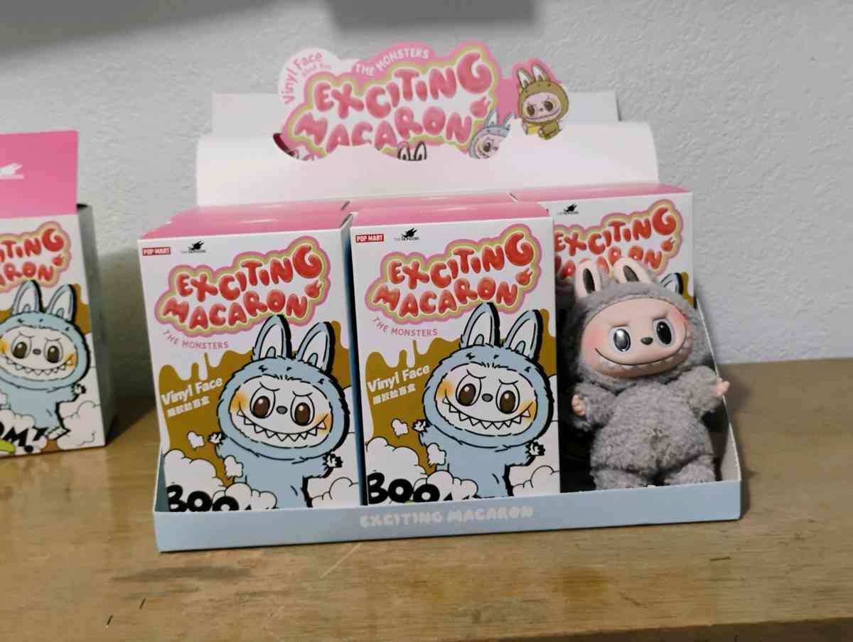 Labubus gen 1 and gen 2