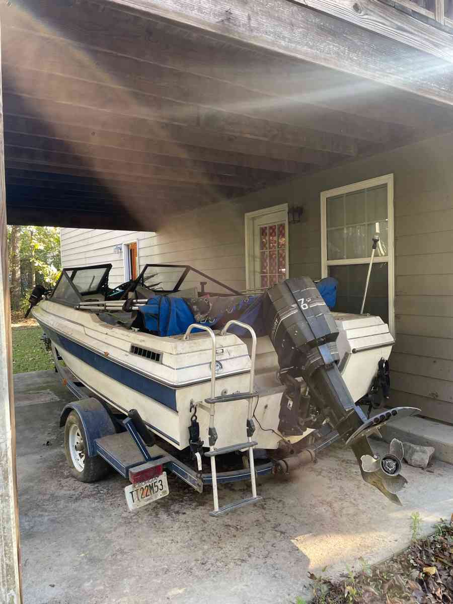 boat runs and works perfect