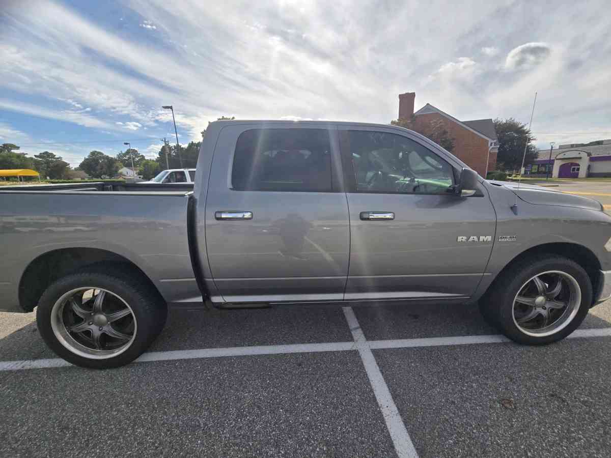 Dodge Ram 2009 Hemi F150