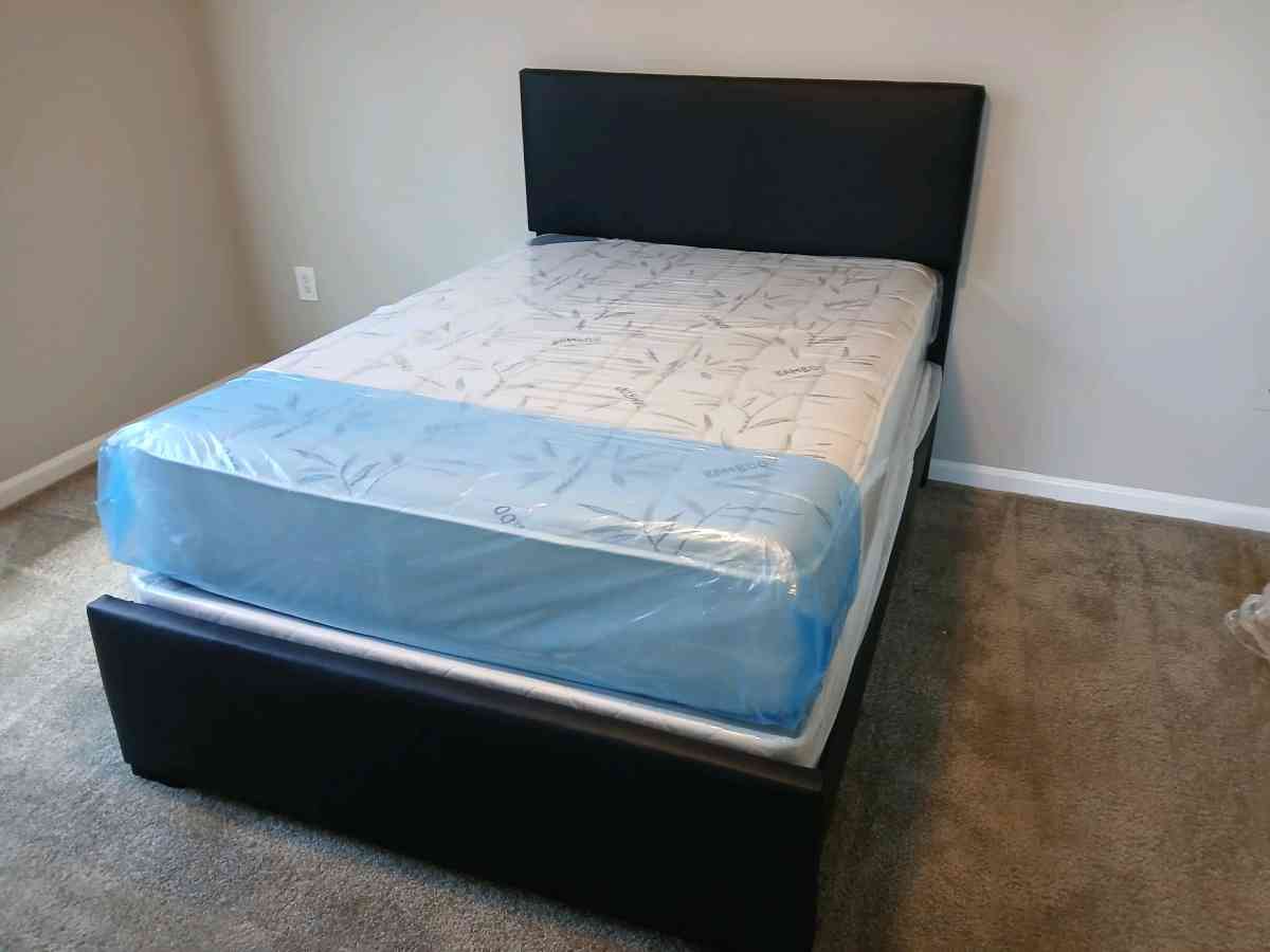 full bed frame with Mattress and boxspring brand new - North Miami Beach, Florida - FleaMarketBay