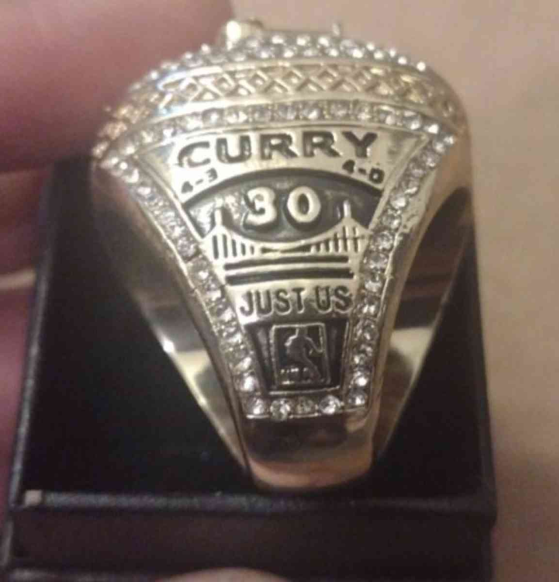 WARRIORS STEPHEN CURRY SIZE 11 CHAMPION RING WITH 6 POSTERS - Louisville, Kentucky - FleaMarketBay