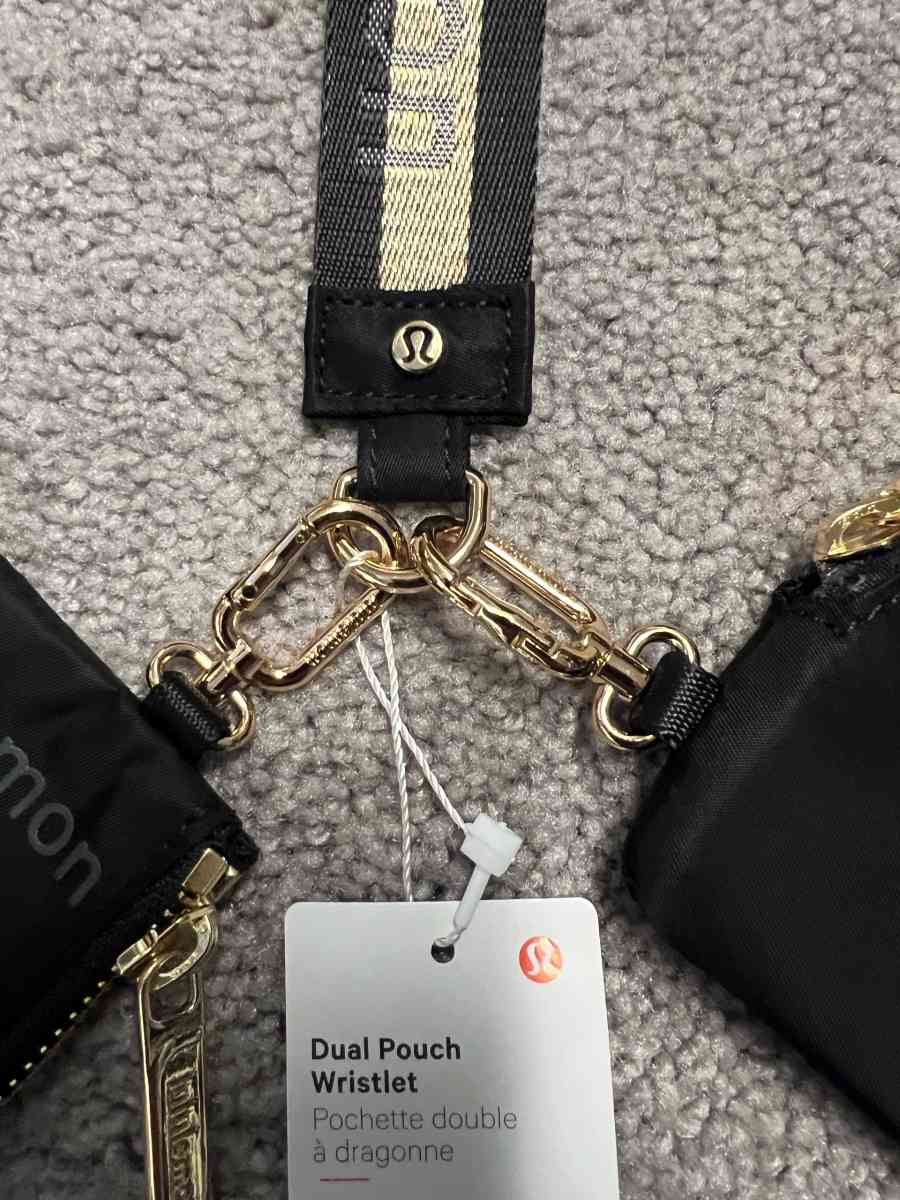 Lululemon Dual Pouch Wristlet