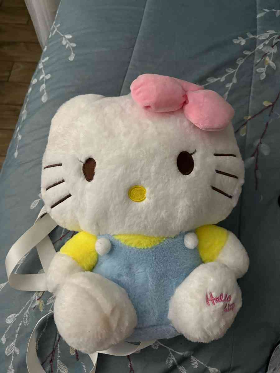 hello kitty backpack