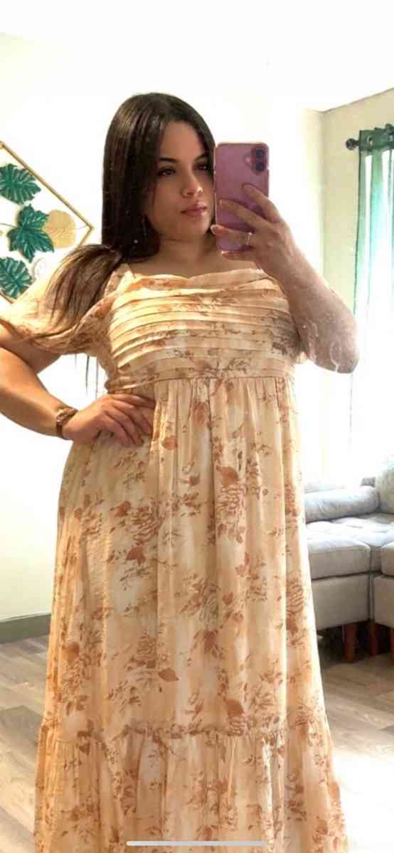 clothes - Alicia, Arkansas - FleaMarketBay
