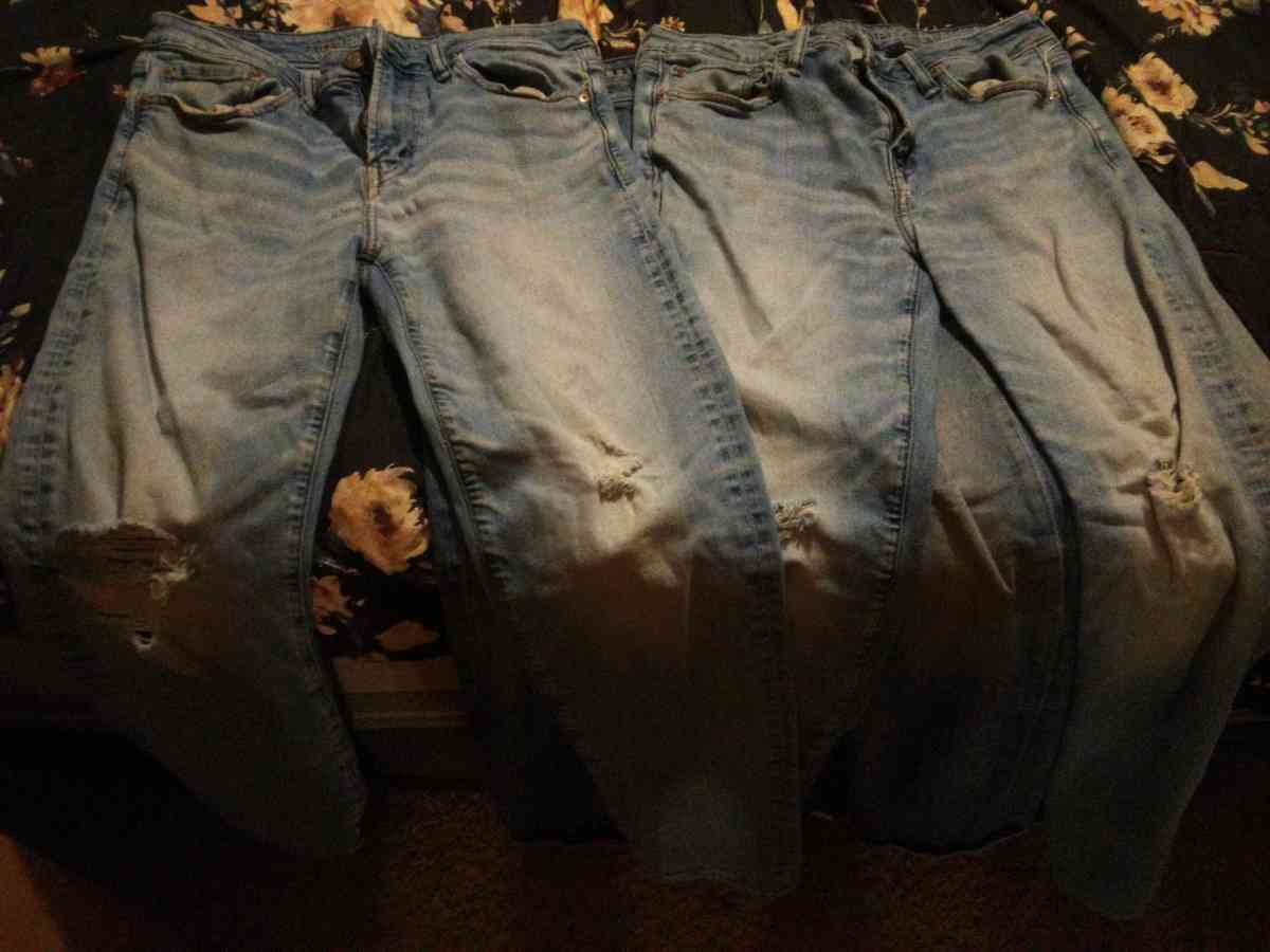 Three American Eagle Jeans - Columbia, Kentucky - FleaMarketBay