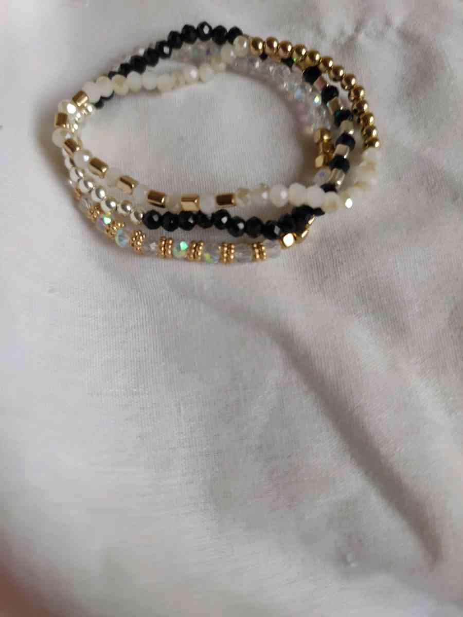 Stackable bracelets - Gary, Indiana - FleaMarketBay