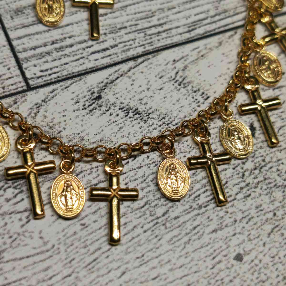 Jewelry Bracelet 18k Gold over Sterling Silver 925