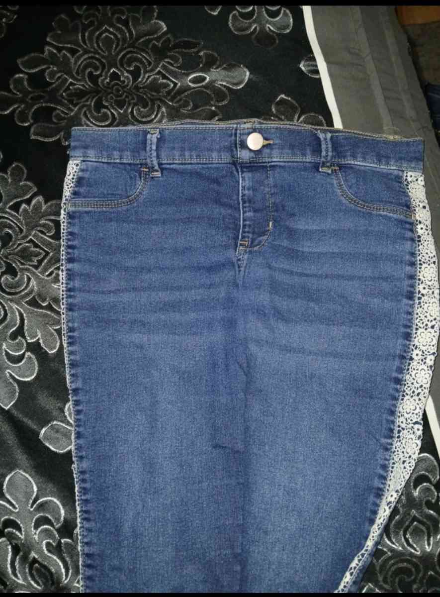 Childrens leggings Sz 12