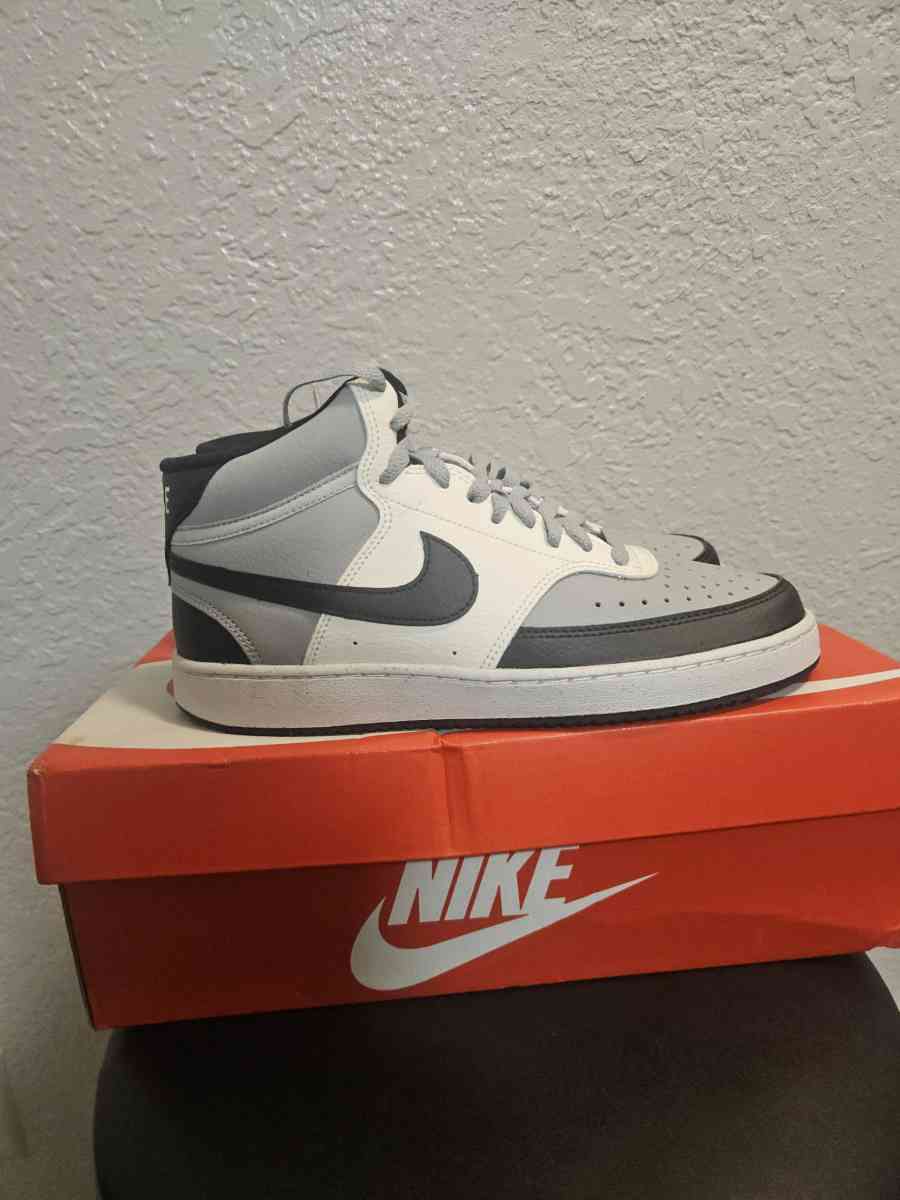 Nike Court Vision NN Mens Sneakers