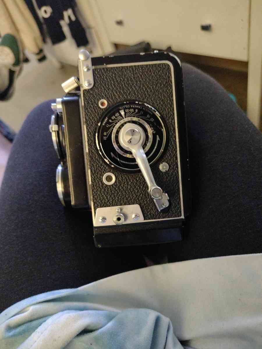 Selling a vintage Minolta CitizenMVL Rokkor camera