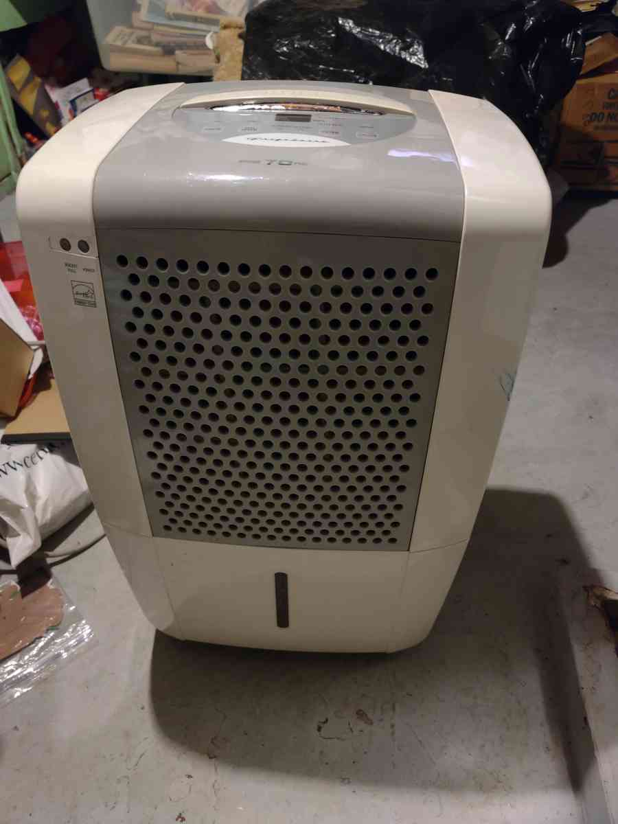 70 gallon dehumidifier - Gary, Indiana - FleaMarketBay