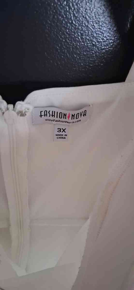 Womens dress - Hudson, Florida - FleaMarketBay