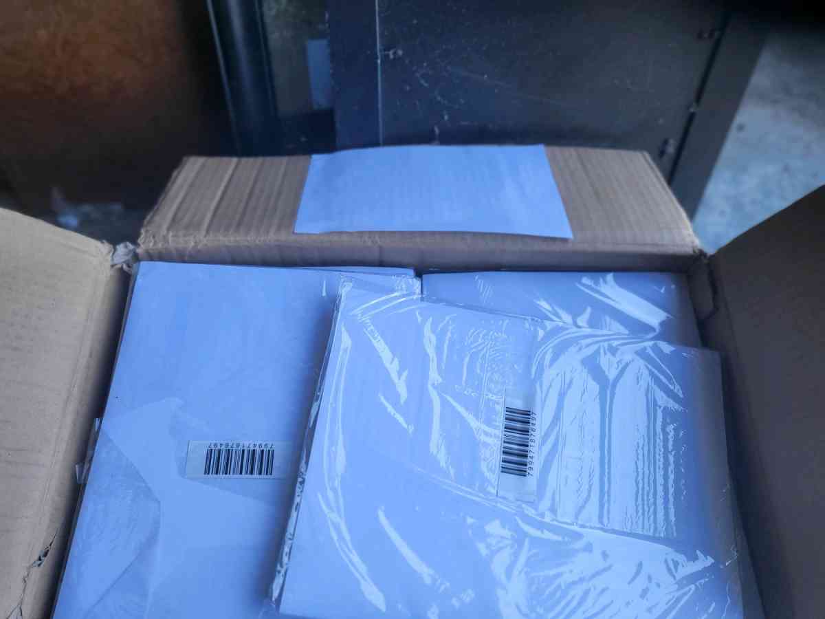 7 BOXES OF SELF ADHESIVE LABELS BOO1PF1B - Vacaville, California - FleaMarketBay