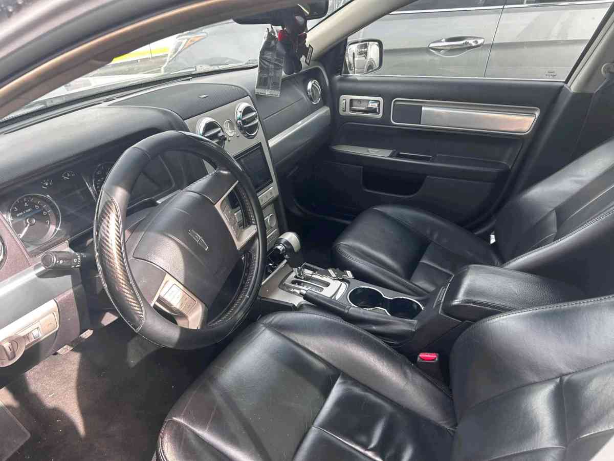 2007 Lincoln MKZ - California Hot Springs, California - FleaMarketBay