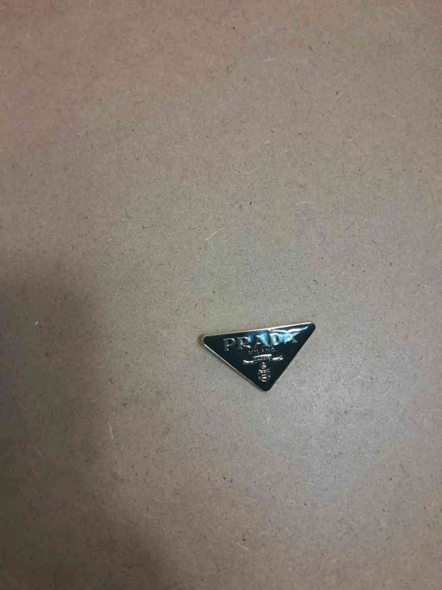 Women Brooches with Stamps - Winter Garden, Florida - FleaMarketBay