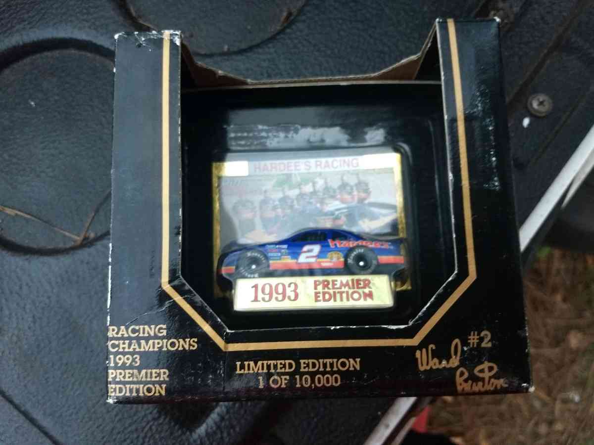 NASCAR 1993 1 out of 10000 premier edition Hardees racing