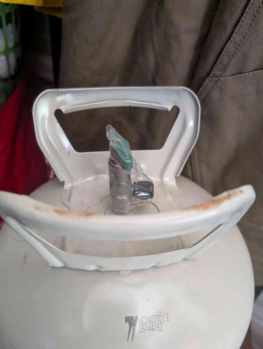 DynaTemp Refrigerant 421A  25lb unopened