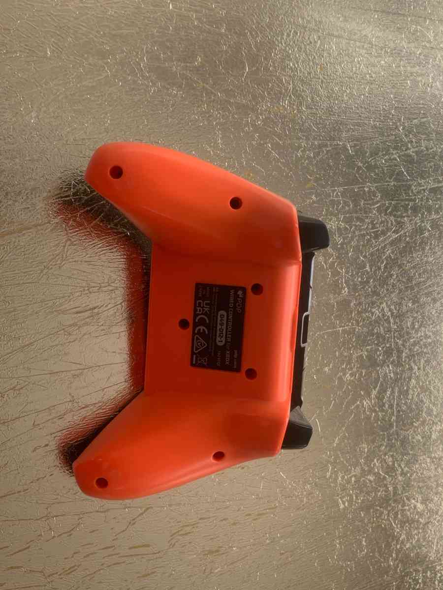 wired Xbox controller with wire