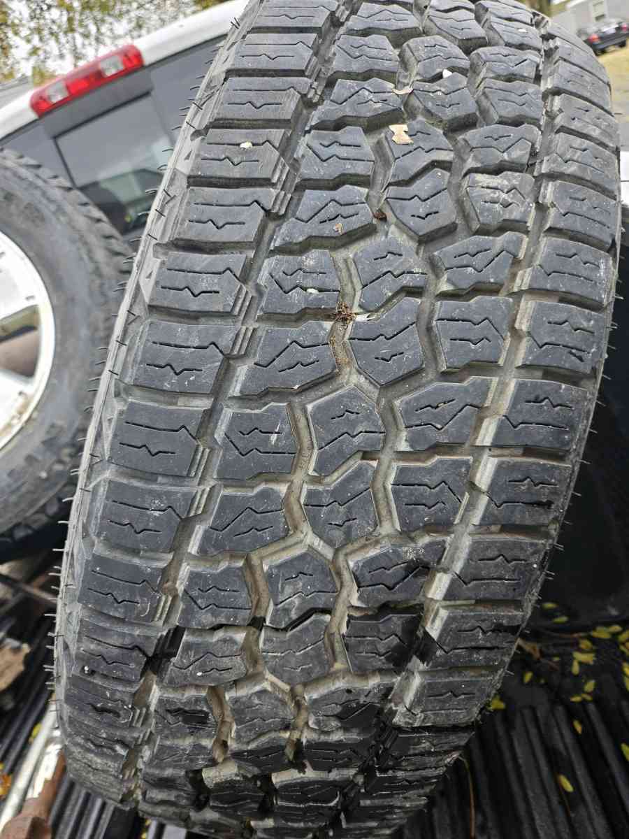 Five toyota tacoma wheels and tires - Elwood, Indiana - FleaMarketBay