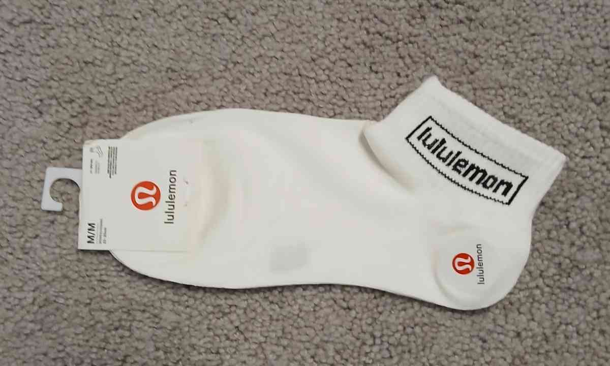 5 Lululemon Ankle Socks Womens Medium - Albany, New York - FleaMarketBay