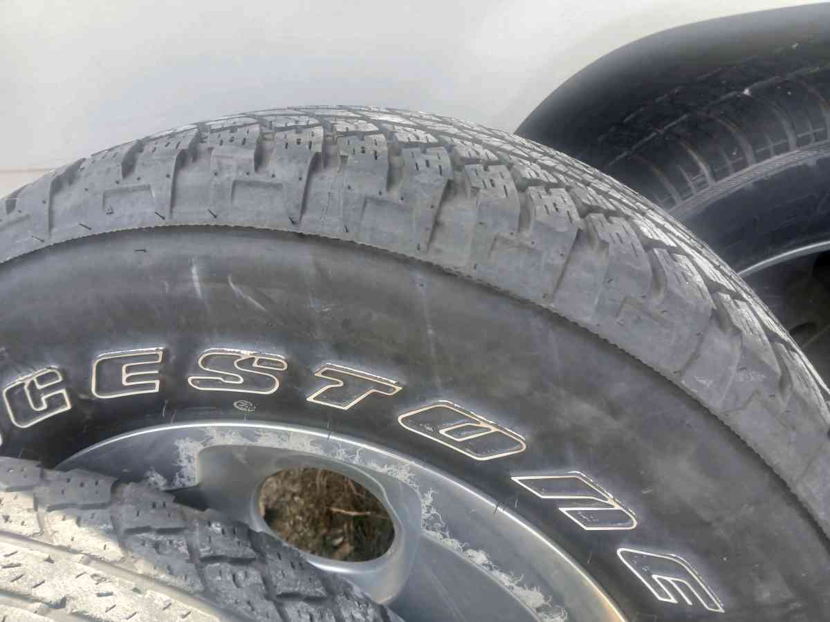 jeep wrangler stock wheels