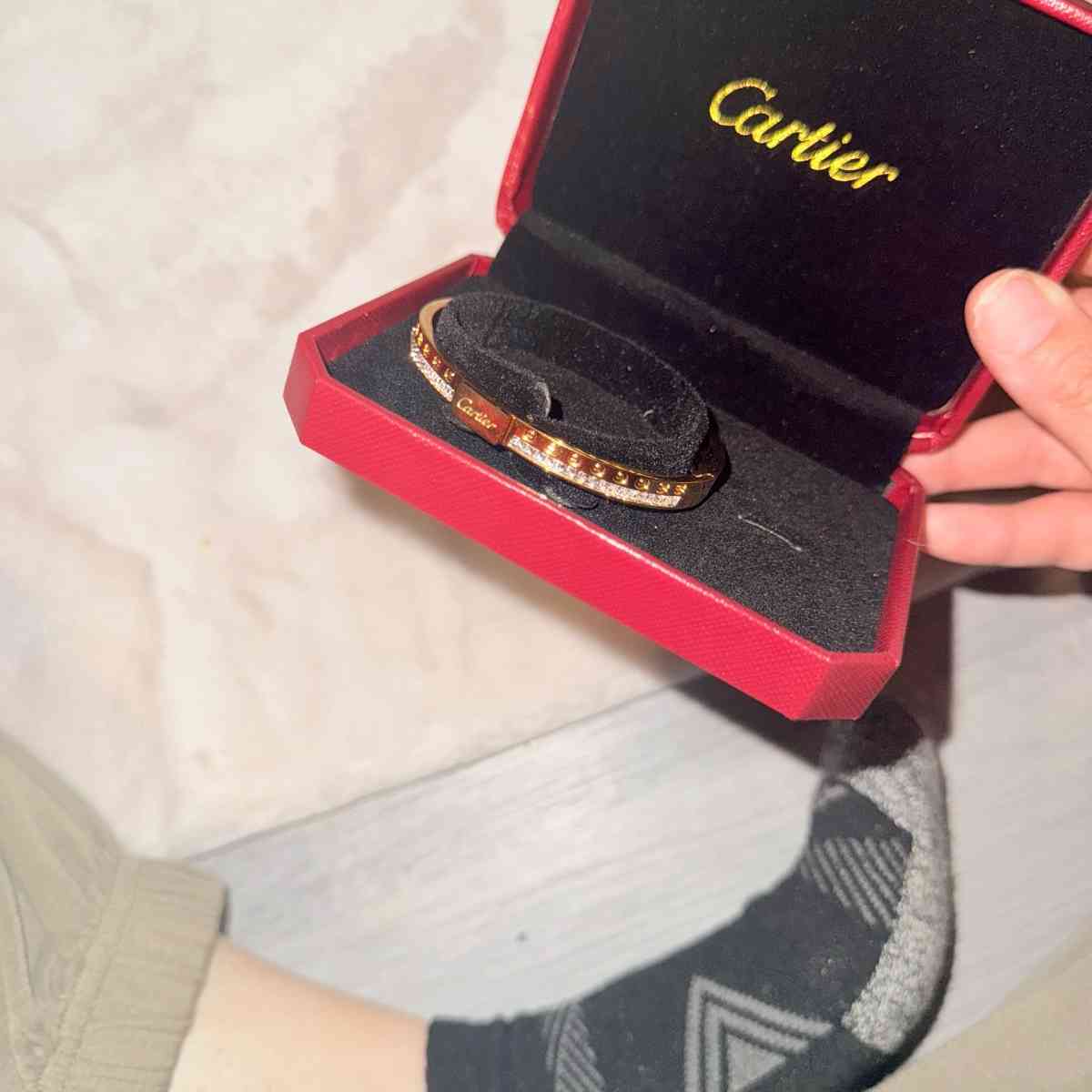 Love braclet - Athens, Alabama - FleaMarketBay