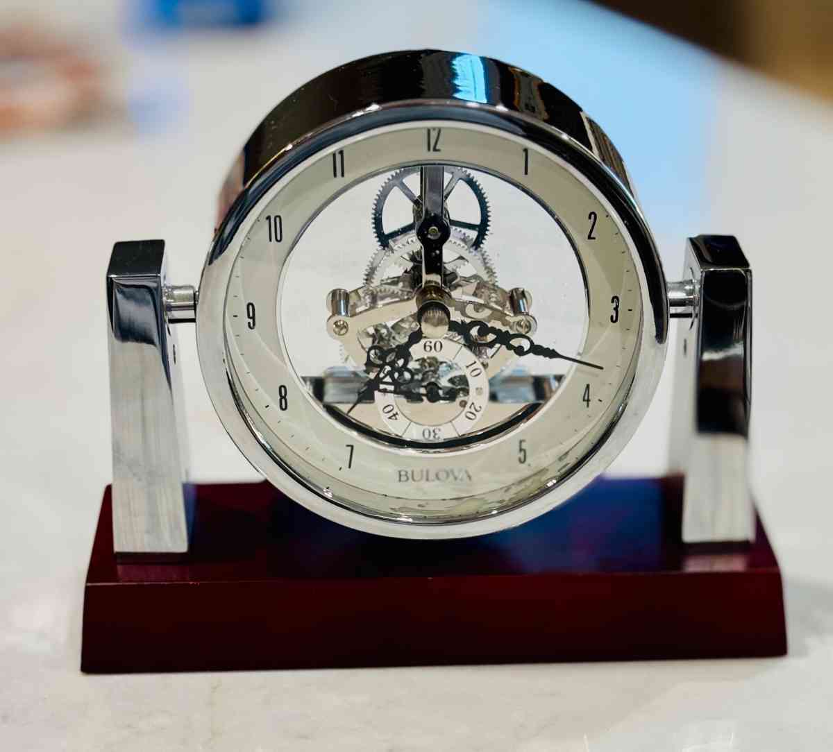 Bulova Desk Top Clock - Agency, Missouri - FleaMarketBay