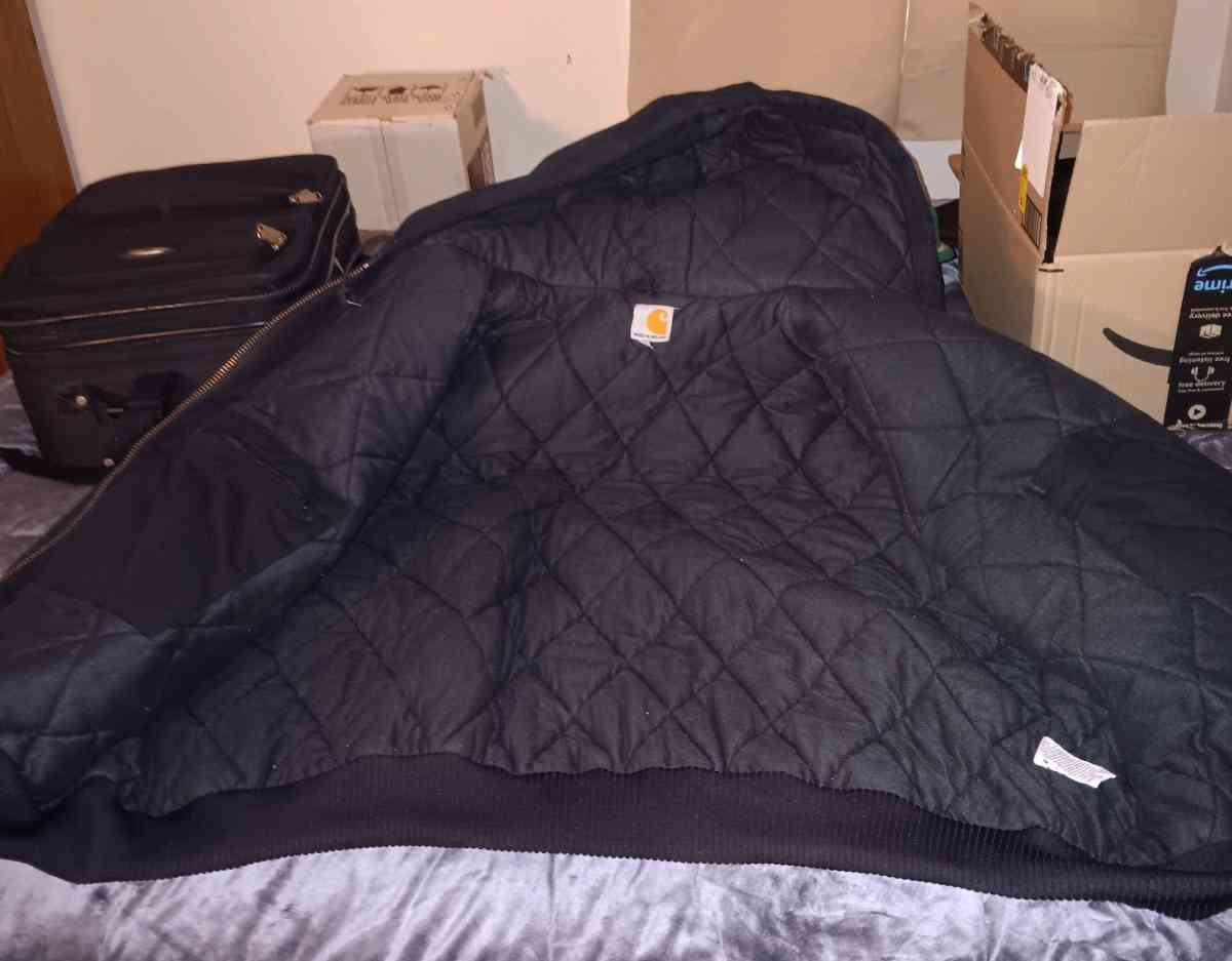 4XL Carhartt insulated coat - Cleveland, Ohio - FleaMarketBay