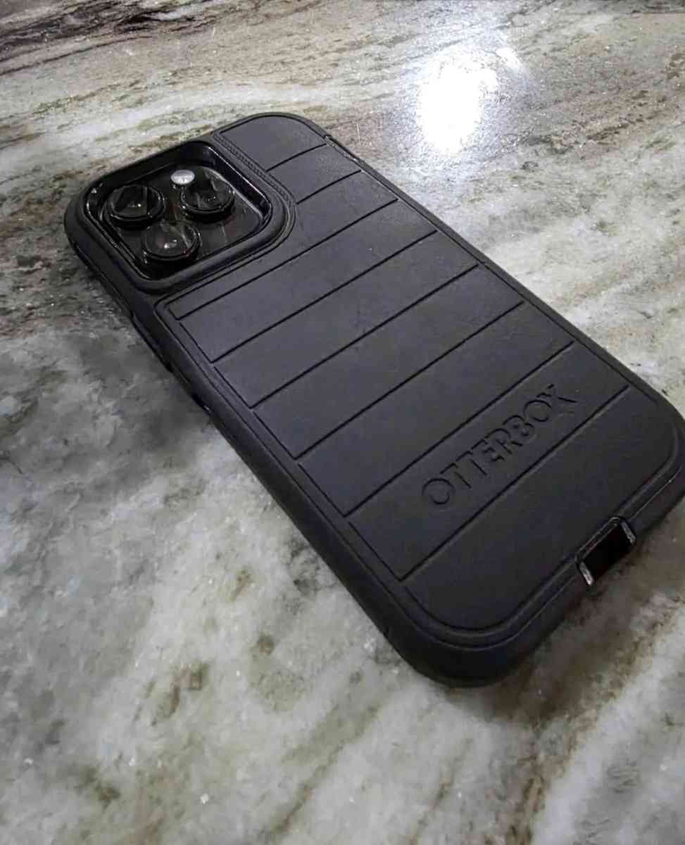 Iphone 14pro max unlocked - San Francisco, California - FleaMarketBay