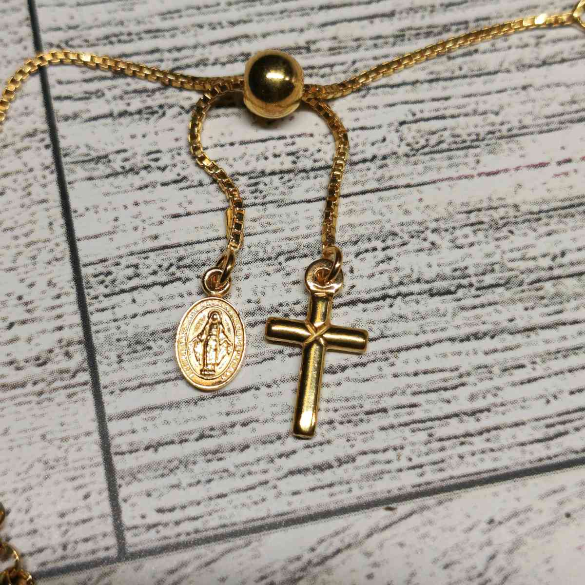 Jewelry Bracelet 18k Gold over Sterling Silver 925