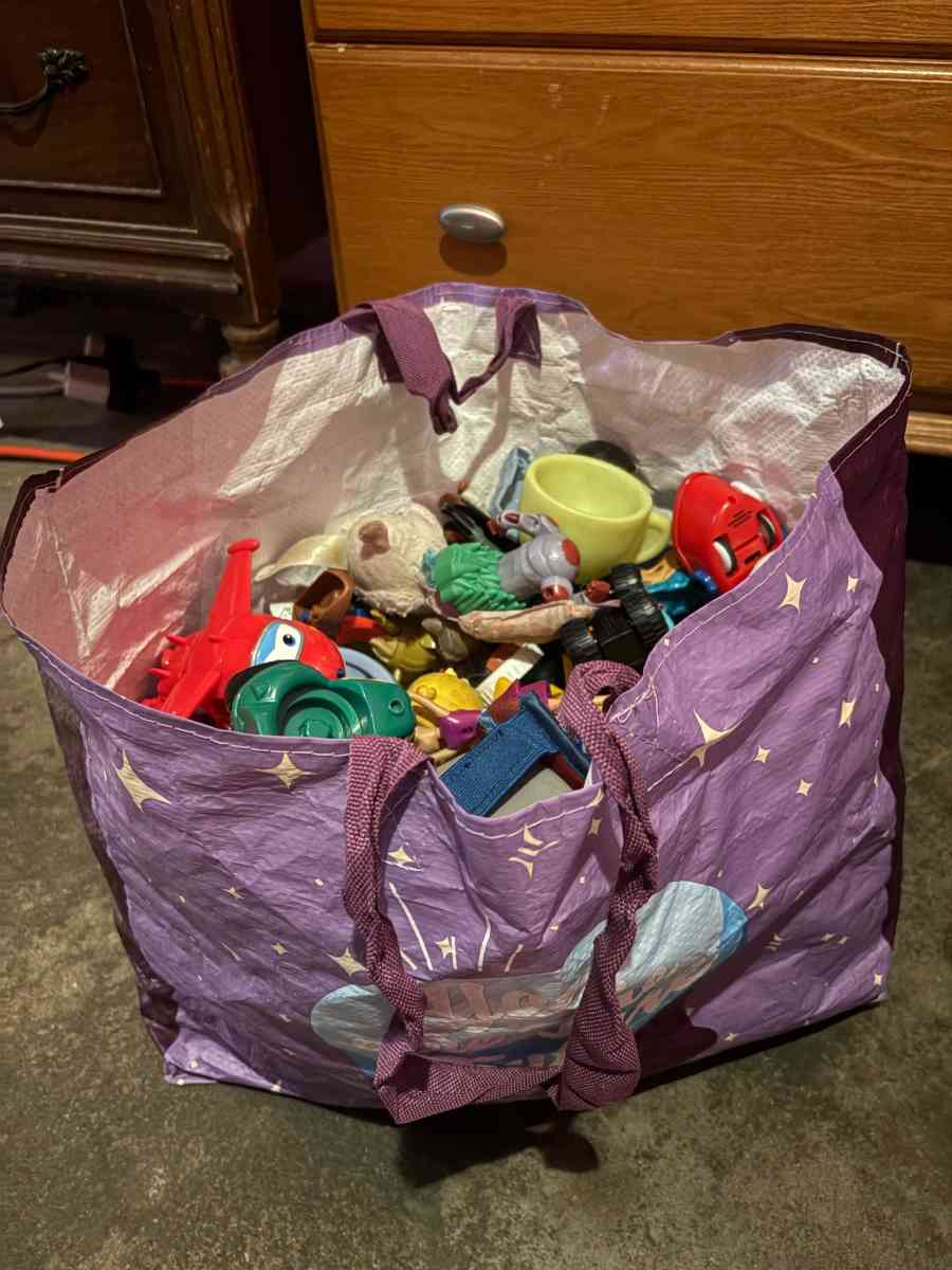 bag of toys - Chino, California - FleaMarketBay