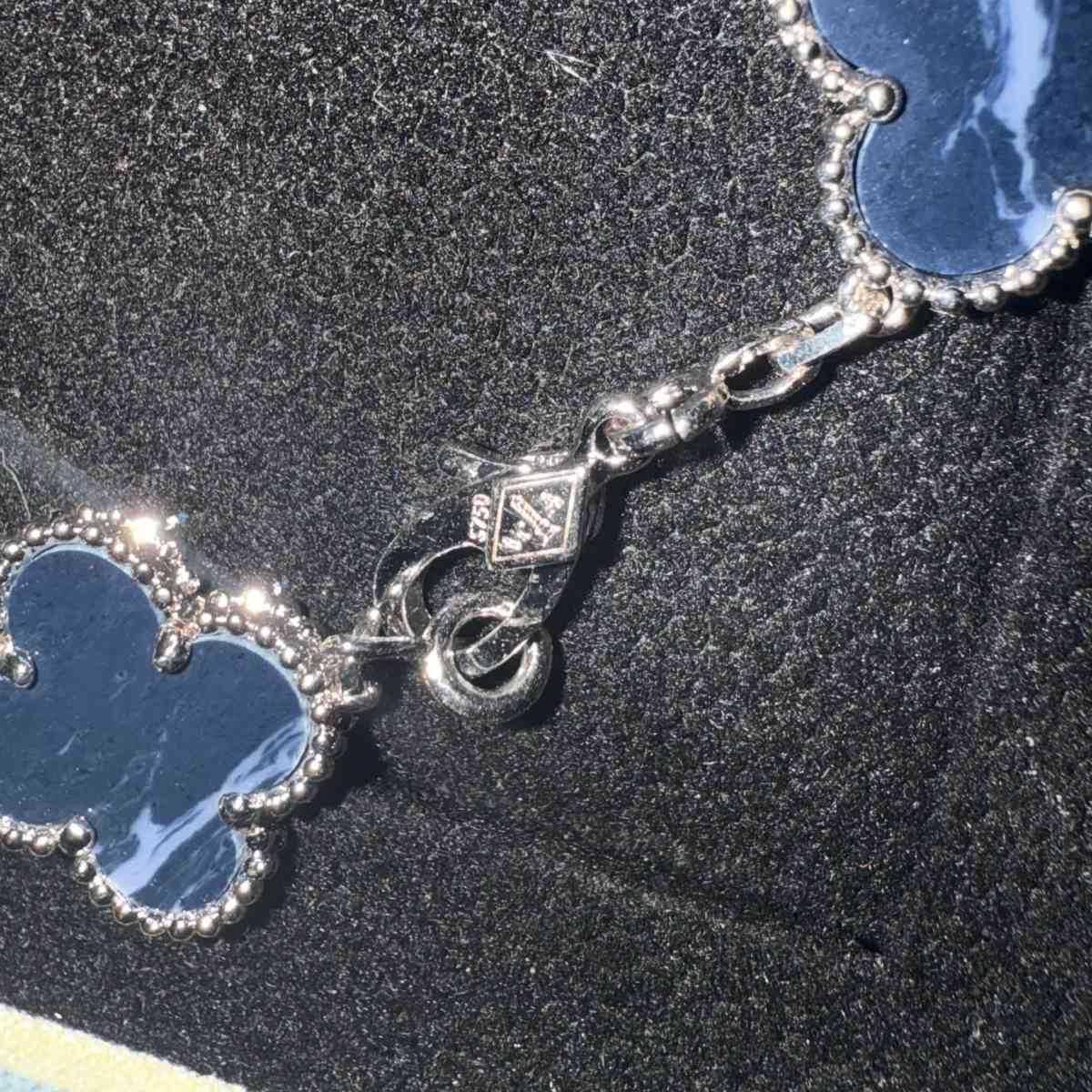 clover bracelet blue - Athens, Alabama - FleaMarketBay