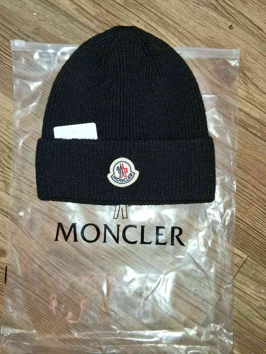moncler beanies