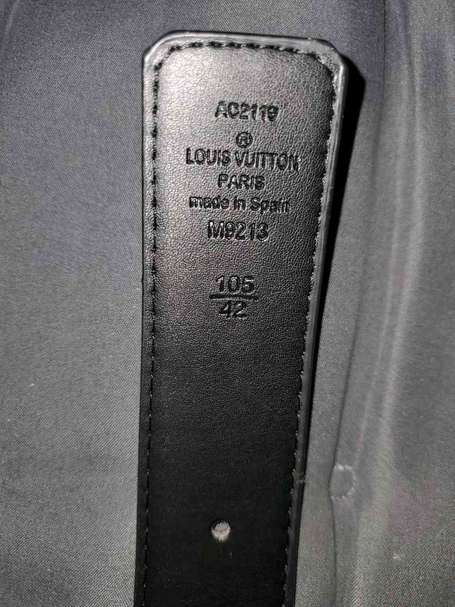 Louis Vuitton Black Leather Belt