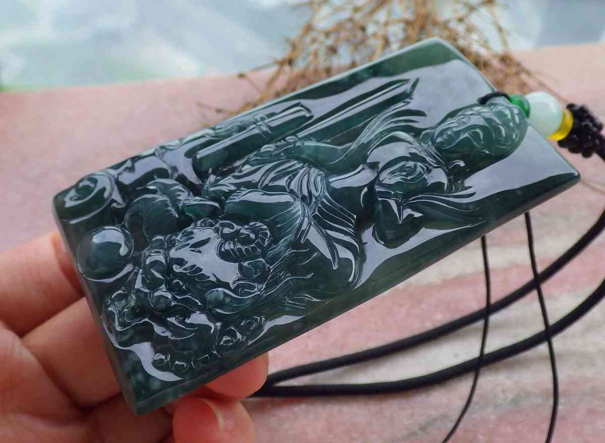 Certificate Jadeite jade  Burmese  Guanyin Kai Lun pendant