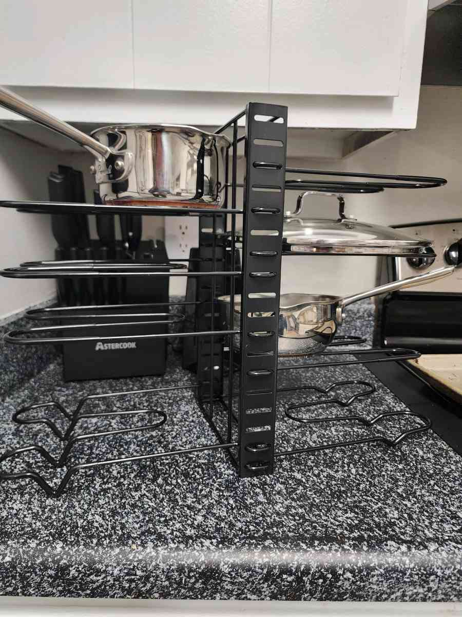 adjustable pots and lids holder - Knoxville, Tennessee - FleaMarketBay