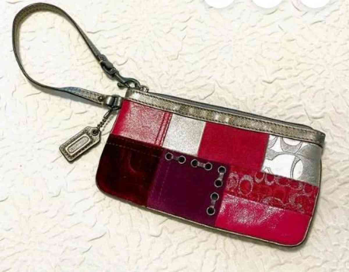coach holiday patchwork wristlet