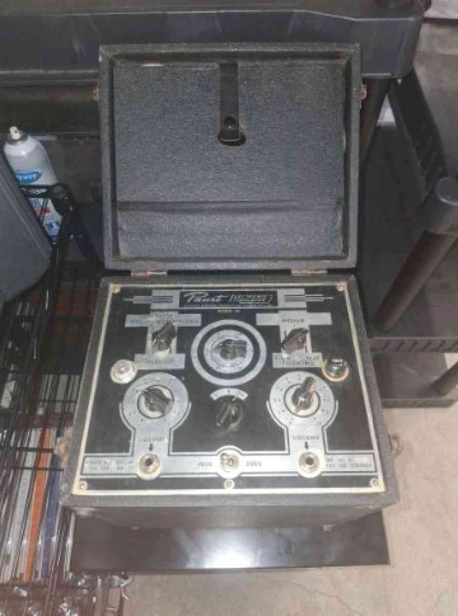 Vintage Muscle Stimulator POWERS ON