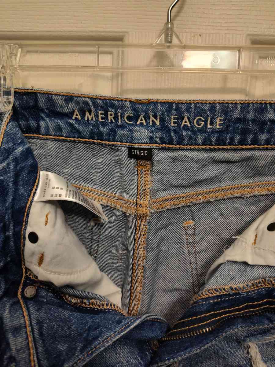 American Eagle shorts - Oceanside, California - FleaMarketBay