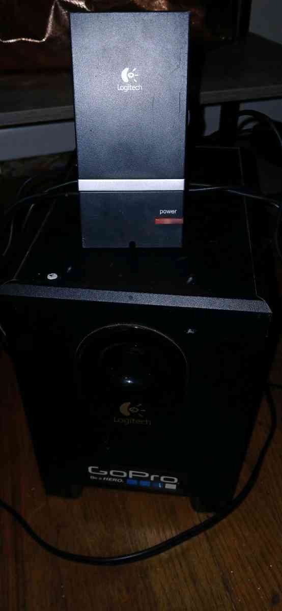 Logitech speakers and subwofer set