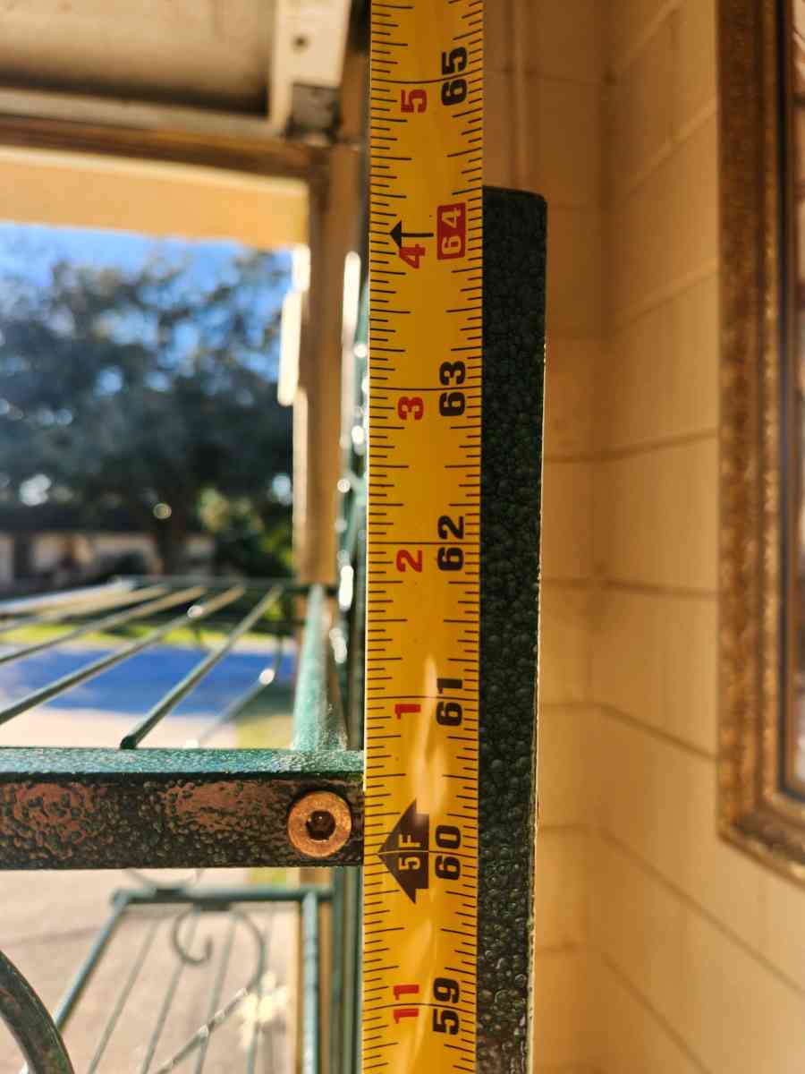 Baker Rack With Drawer - Deltona, Florida - FleaMarketBay