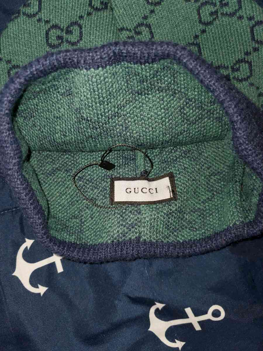 Gucci logo knit beanie