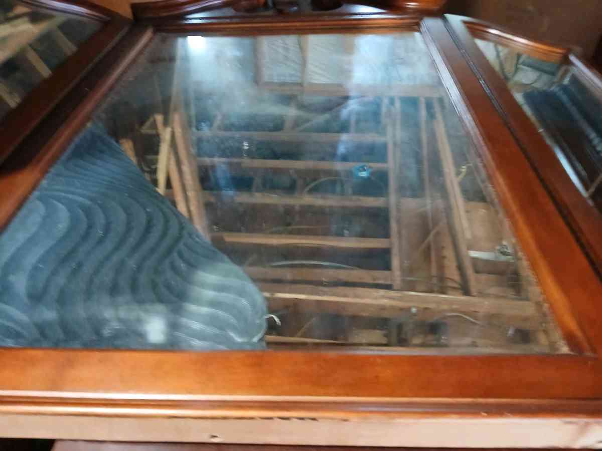 Red cherry wood with big mirror - Tampa, Florida - FleaMarketBay