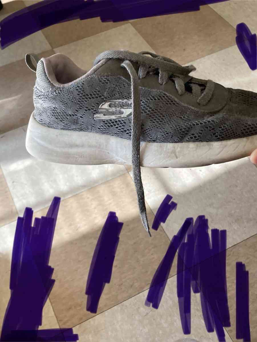 shoes - Delaware City, Delaware - FleaMarketBay