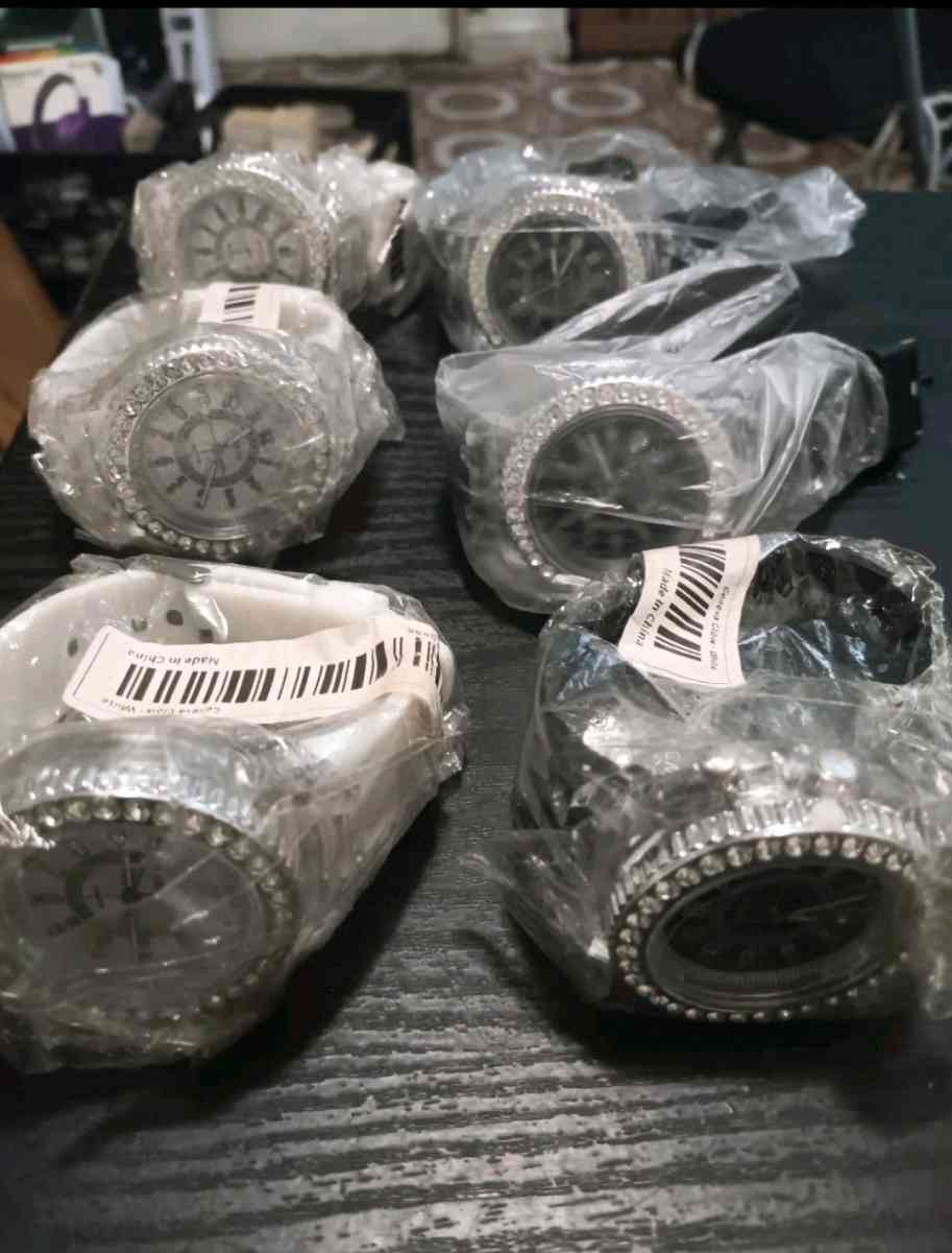 GENEVA ICE BEZEL FASHION STYLE WATCHES