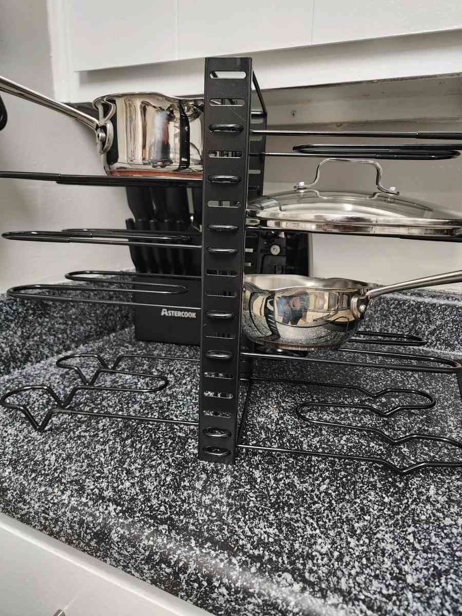 adjustable pots and lids holder - Knoxville, Tennessee - FleaMarketBay