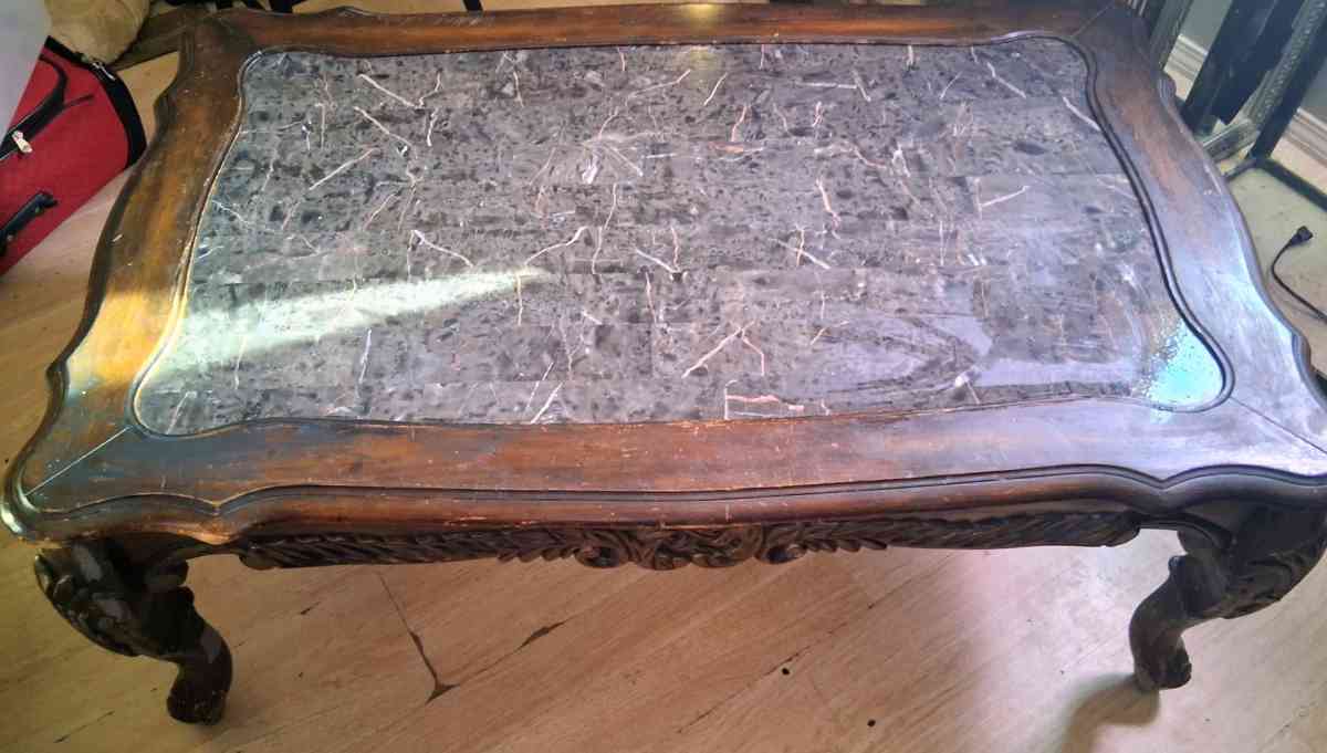 Livingroom Set of 4 Tables