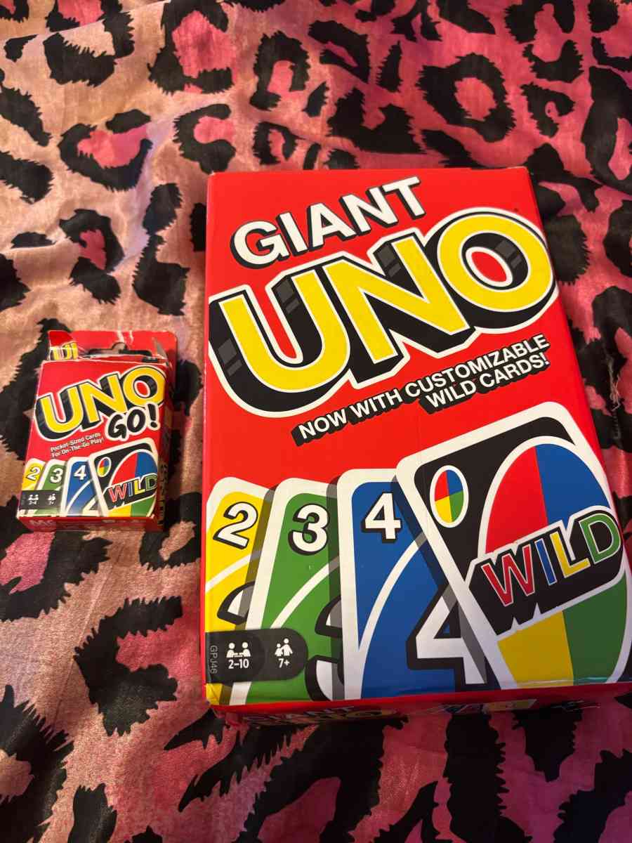 Giant uno cards - Baltimore, Maryland - FleaMarketBay