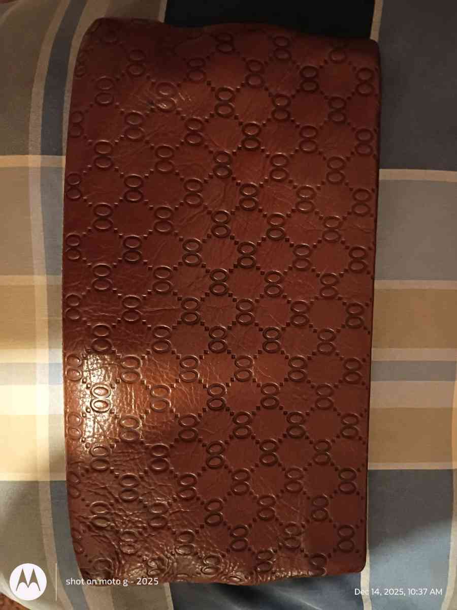 Gucci Leather Clutch Handbag