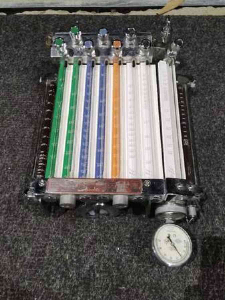 Vintage Working 1940s Anesthesia Flow Meter